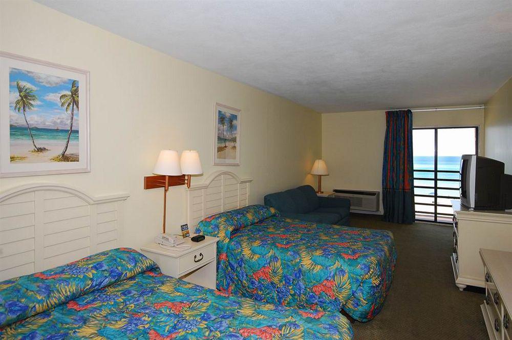 Ramada By Wyndham Panama City Beach / Beachfront Kültér fotó