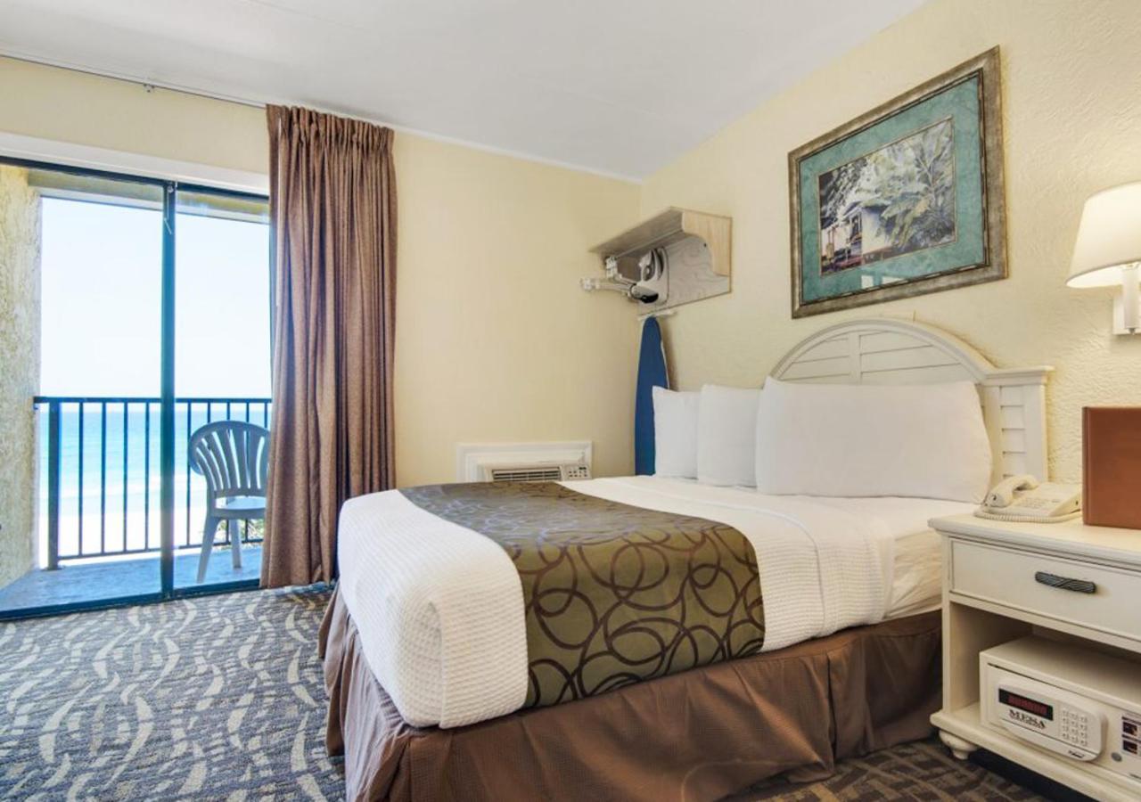 Ramada By Wyndham Panama City Beach / Beachfront Kültér fotó