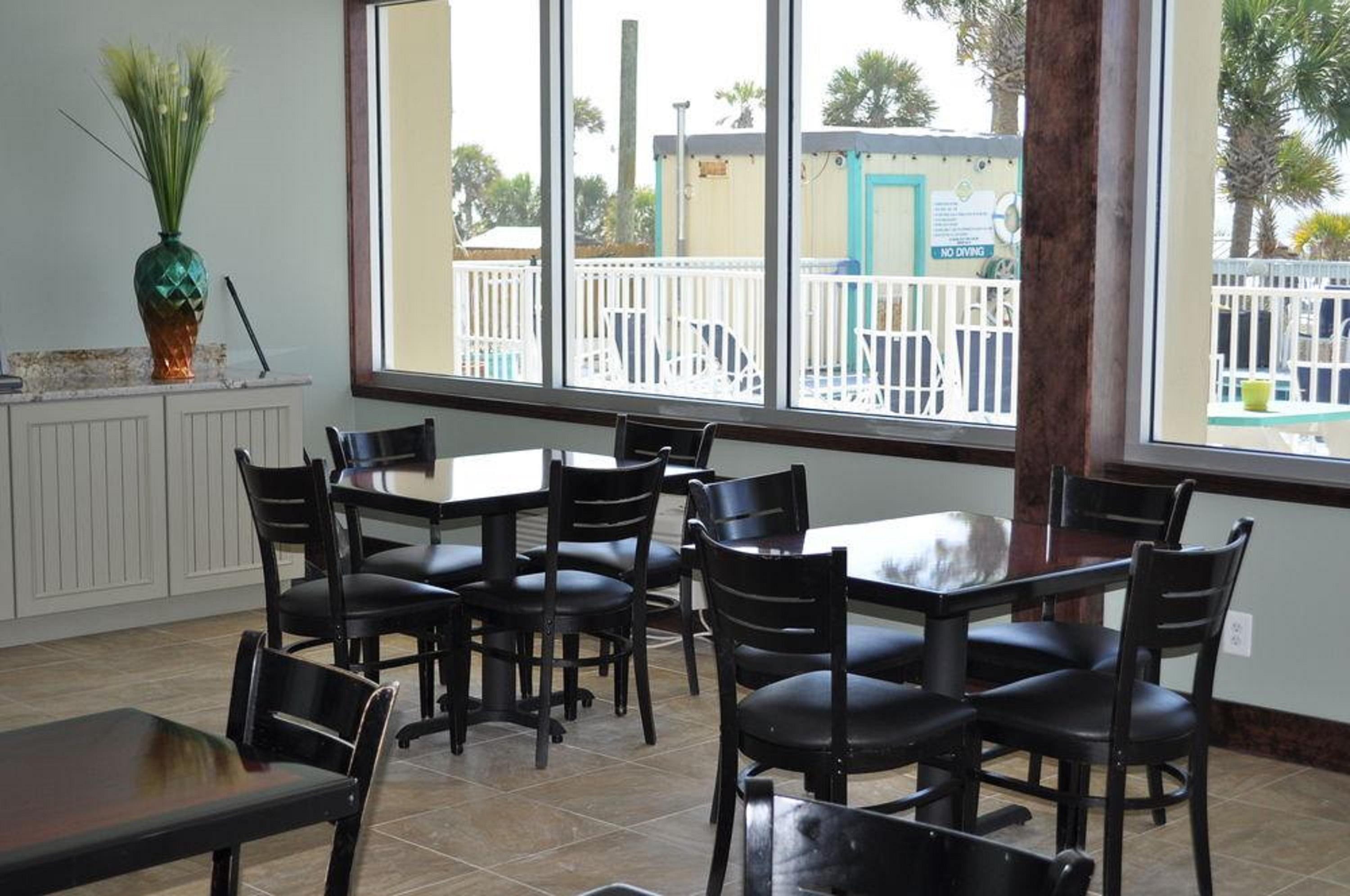 Ramada By Wyndham Panama City Beach / Beachfront Kültér fotó