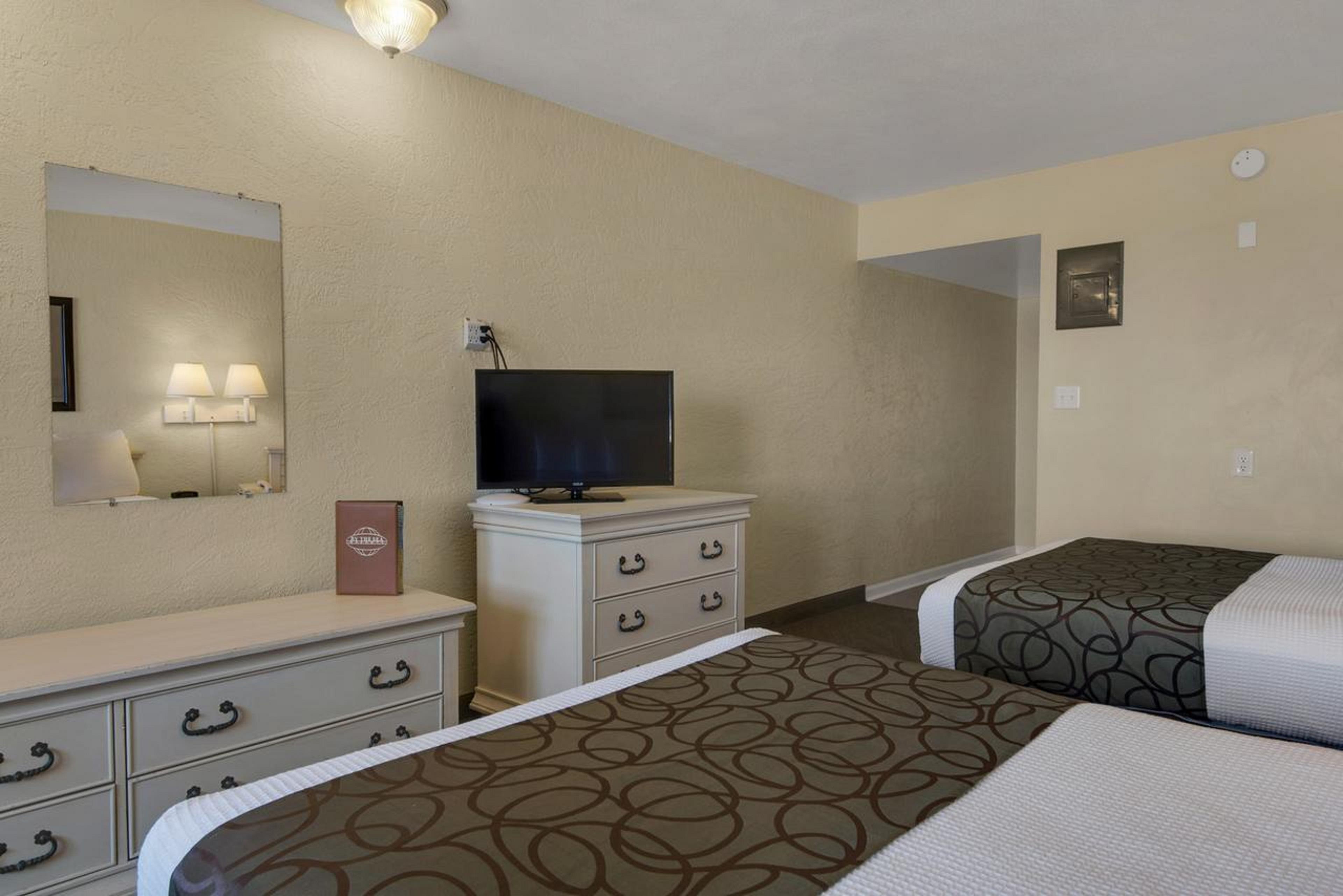 Ramada By Wyndham Panama City Beach / Beachfront Kültér fotó