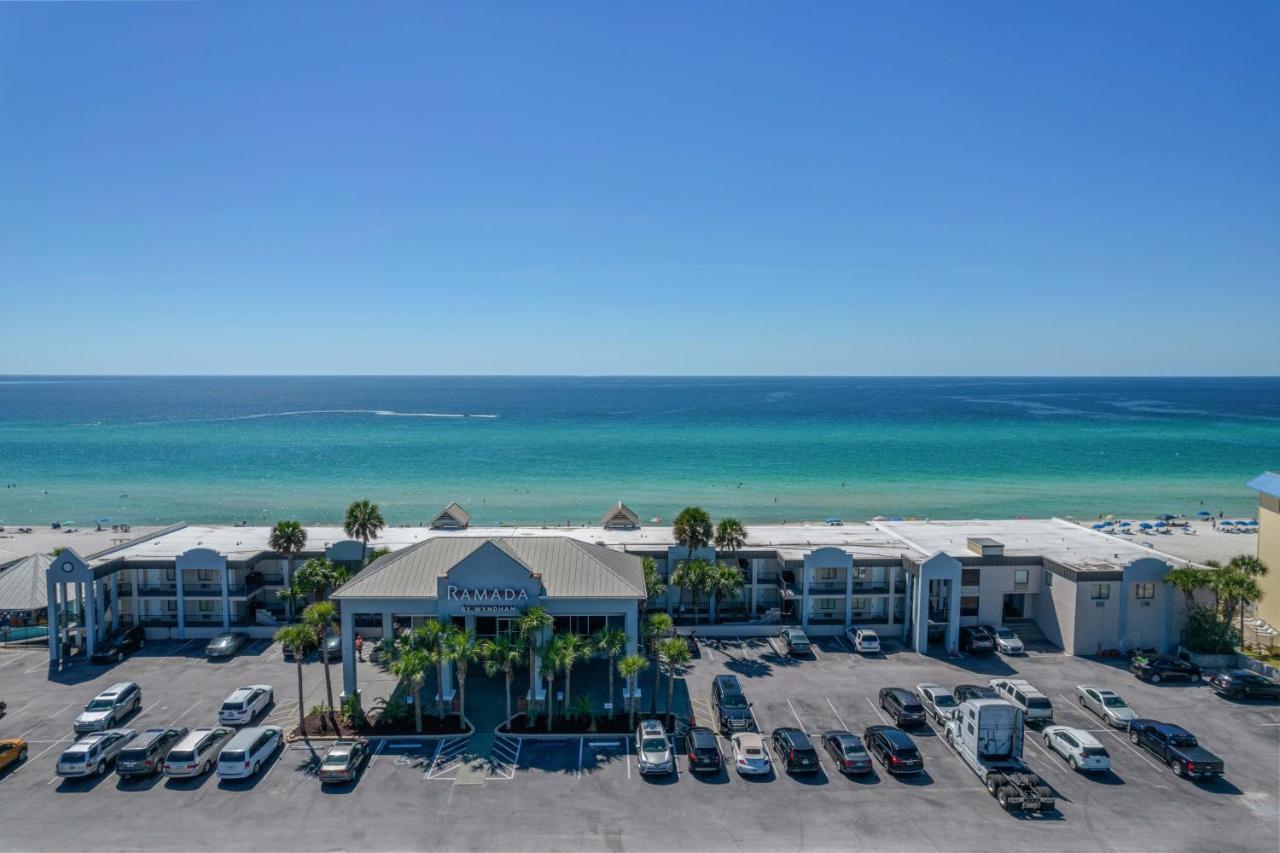 Ramada By Wyndham Panama City Beach / Beachfront Kültér fotó