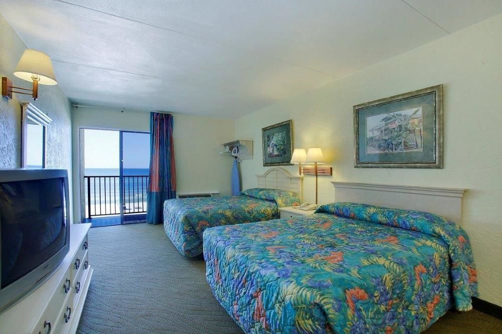 Ramada By Wyndham Panama City Beach / Beachfront Kültér fotó
